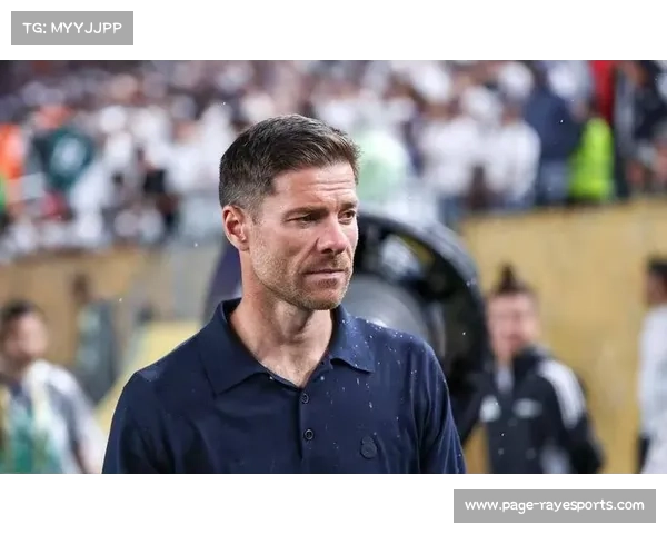 皇马巴萨双雄争霸延续阿隆索执教成效凸显西甲新赛季格局再起波澜