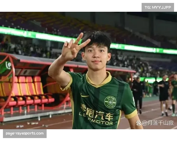 浙江队下半场进攻潮 王钰栋4分钟内梅开二度主导4比1逆转 浙江队下半场进攻潮 王钰栋4分钟内梅开二度主导4比1逆转